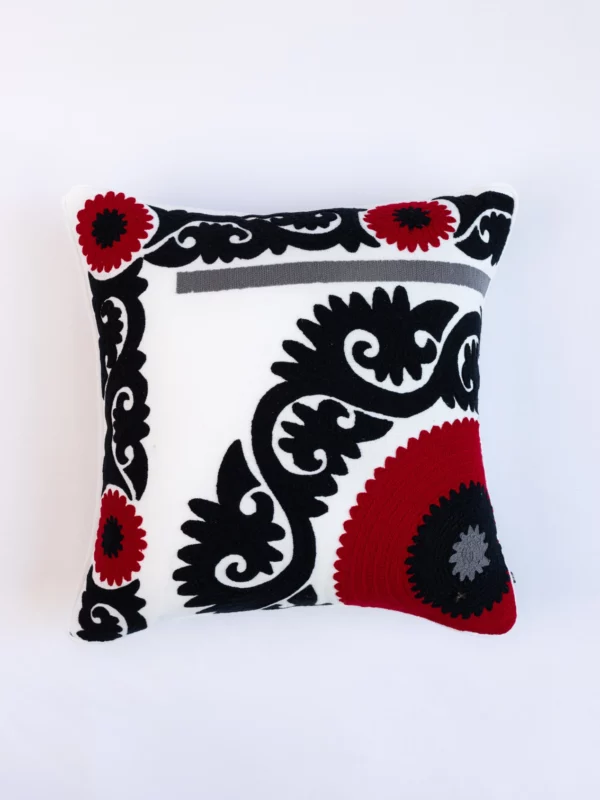 suzani cushion covers kashmiri cushion covers crewel embroidery kashmir beautiful cushion covers
