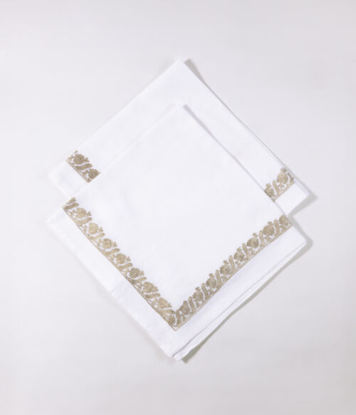 luxurious dining accessories, elegant table linens, high-quality embroidered napkin set of 4