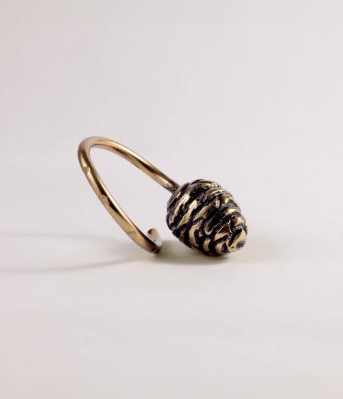 luxury silver napkin rings, elegant table decor, premium dining accessories